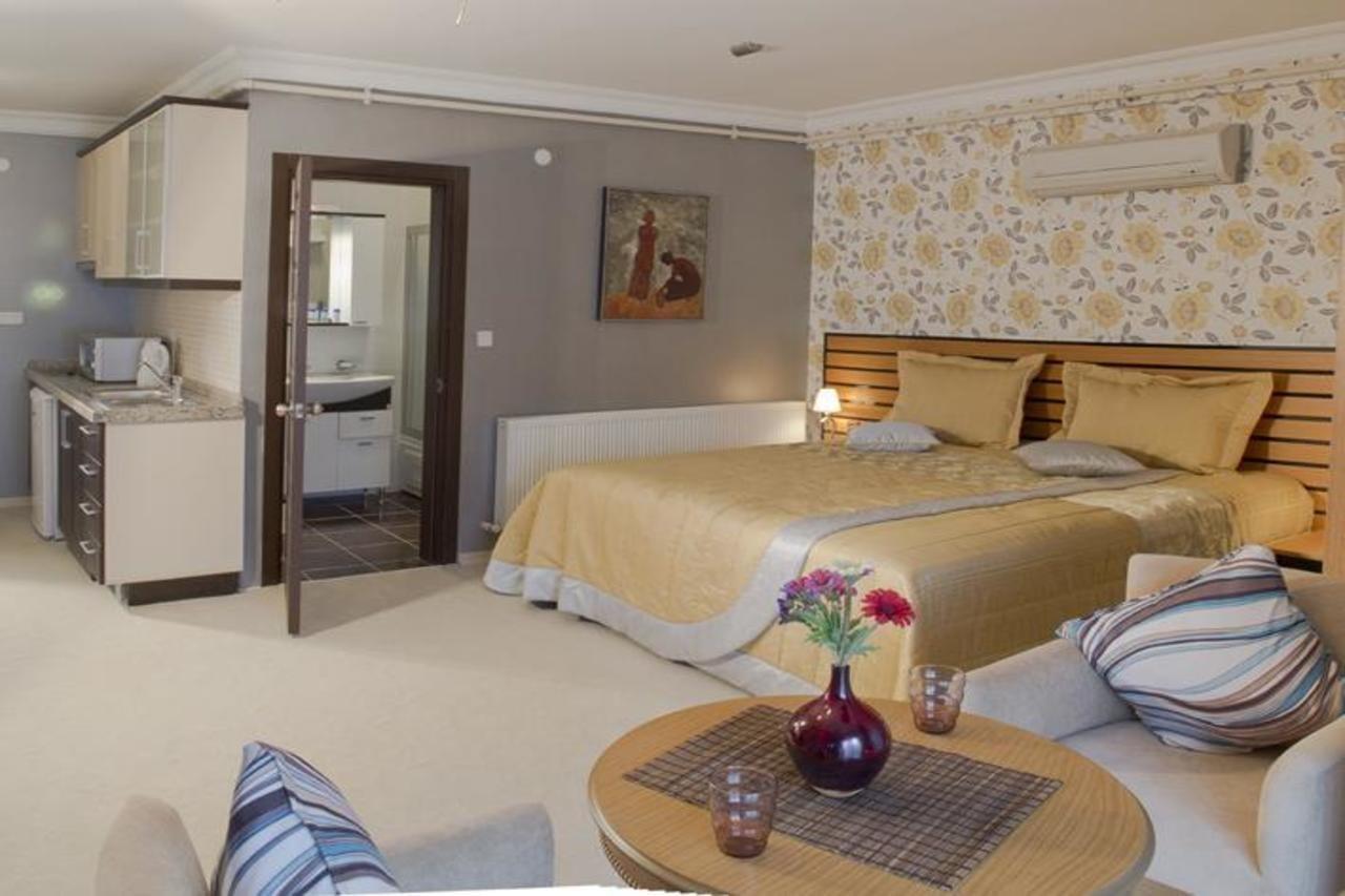 The Bosphorus House Aparthotel Istanbul Bagian luar foto
