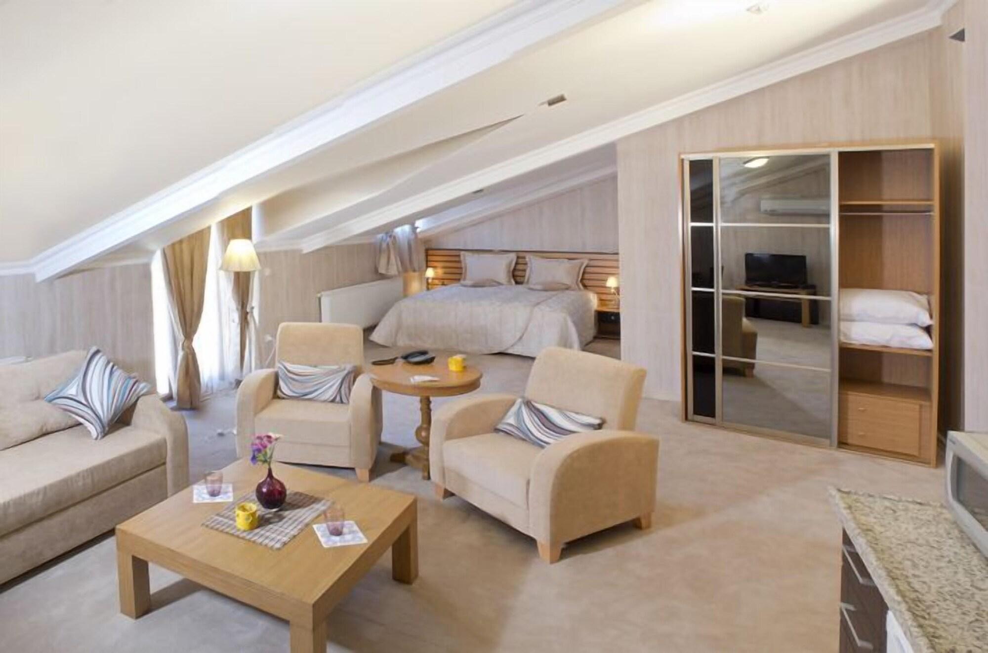 The Bosphorus House Aparthotel Istanbul Bagian luar foto