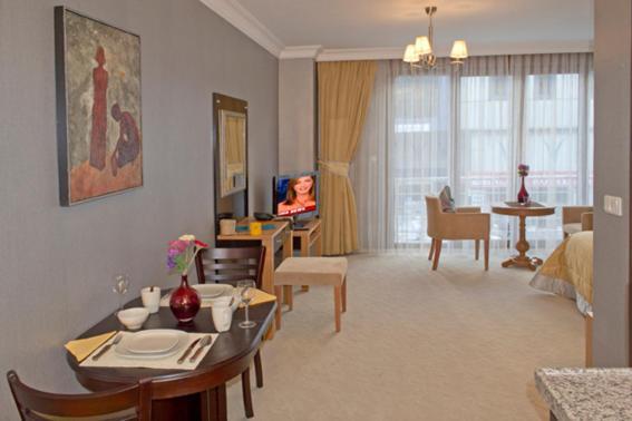 The Bosphorus House Aparthotel Istanbul Bagian luar foto