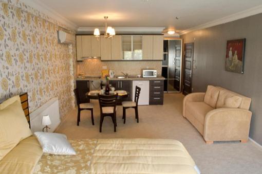 The Bosphorus House Aparthotel Istanbul Bagian luar foto